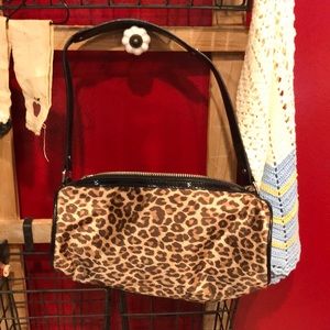 Cheetah print guest bag